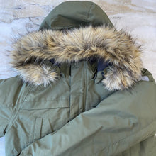 Charger l'image dans la galerie, Manteau d'hiver Color Kids 6 ans