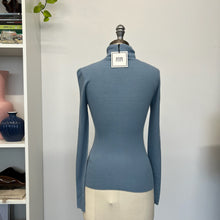 Charger l'image dans la galerie, Chandail col roulé en laine Edward Achour Paris - Les Mal-Aimés ❤️🩹