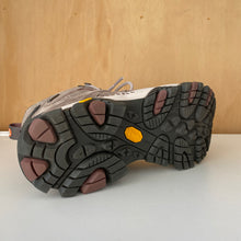 Charger l'image dans la galerie, Chaussures de randonnée imperméables Merrell Moab Mid - Les Mal-Aimés ❤️🩹