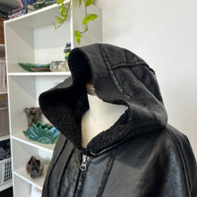 Charger l'image dans la galerie, Manteau mi-saison Simon Chang - Les Mal-Aimés ❤️🩹