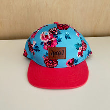 Charger l'image dans la galerie, Casquette fleurs Deux par Deux