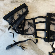 Charger l'image dans la galerie, Porte-Jarette Queen of Shadow Aubade