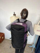 Charger l'image dans la galerie, Sac The North Face Base Camp Duffel S