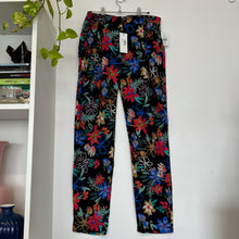 Charger l'image dans la galerie, Pantalon Molly Bracken Woven Pants