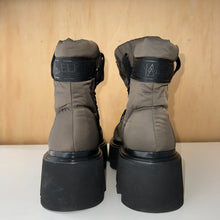 Charger l'image dans la galerie, Bottes Elena Lachi