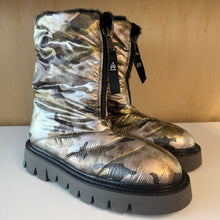 Charger l'image dans la galerie, Bottes matelassées camo Elena Lachi