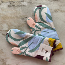 Charger l'image dans la galerie, Paire de mitaines de four Baltic Club