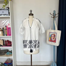 Charger l'image dans la galerie, Blouse boho en coton Mamouchka