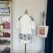 Charger l'image dans la galerie, Blouse boho en coton Mamouchka