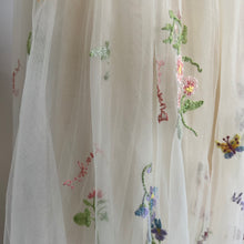 Charger l'image dans la galerie, Robe de soirée broderies florales