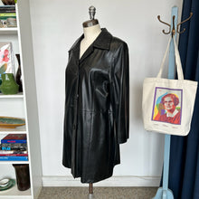 Charger l'image dans la galerie, Manteau en cuir Lavoie Morin cuir et fourrures