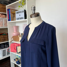 Charger l'image dans la galerie, Robe bleue Adrienne Vittadini