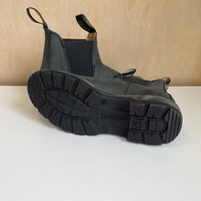 Charger l'image dans la galerie, Bottes 587 Classique noir rustique Blundstone