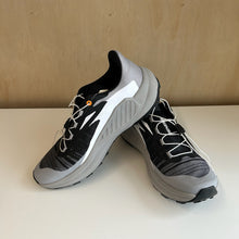 Charger l'image dans la galerie, Chaussures de course sur sentier Genesis Salomon