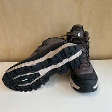 Charger l'image dans la galerie, Bottes de randonnée imperméables Cloudrock Trek On - Les Mal-Aimés ❤️🩹