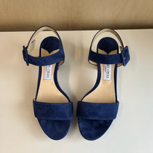 Charger l'image dans la galerie, Sandales à talon en suède bleu Jimmy Choo