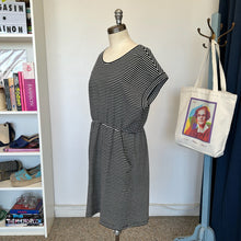 Charger l'image dans la galerie, Robe lignée en jersey Molly Bracken