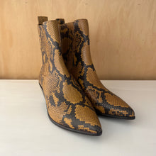 Charger l'image dans la galerie, Bottes Loeffler Randall