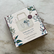 Charger l'image dans la galerie, Ensemble de broderie sac fourre-tout Baltic Club