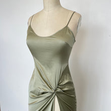Charger l'image dans la galerie, Robe en soie Skims