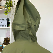 Charger l'image dans la galerie, Manteau imperméable à trois couches vert Wieden Vallier