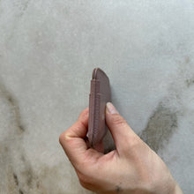 Charger l'image dans la galerie, Porte-cartes rose en cuir Balenciaga