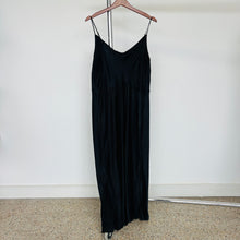 Charger l'image dans la galerie, Robe noire Anthropologie