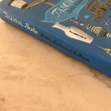 Charger l'image dans la galerie, Livre Taschen's Berlin Hotels Restaurants & Shops par Gio Moretti