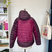 Charger l'image dans la galerie, Manteau à capuche isolée Labyrinth Loop Omni-Heat Infinity Colombia