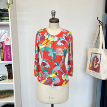 Charger l'image dans la galerie, Chandail cardigan oiseaux tropicaux Talbots