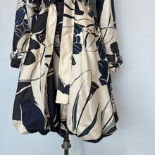 Charger l'image dans la galerie, Manteau trench coat Samuel Dong