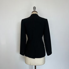 Charger l'image dans la galerie, Veston vintage ligné Holt Renfrew