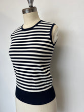 Charger l'image dans la galerie, Chandail Edward Achour Paris - Les Mal-Aimés ❤️🩹