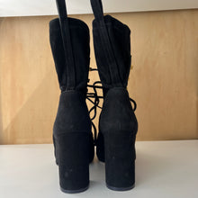 Charger l'image dans la galerie, Bottes hautes Stuart Weitzman