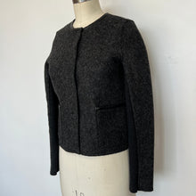 Charger l'image dans la galerie, Veste grise en cuir M0851