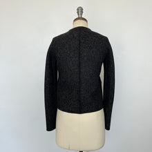 Charger l'image dans la galerie, Veste grise en cuir M0851