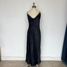 Charger l'image dans la galerie, Robe noire Anthropologie