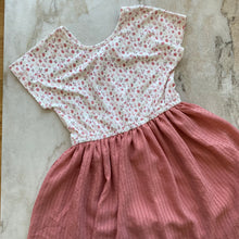 Charger l&#39;image dans la galerie, Robe Deux par Deux fleurs et fraises - Les Mal-Aimés ❤️‍🩹
