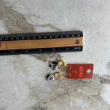 Charger l'image dans la galerie, Boucles d'oreilles #3639 Stella par Isabel Désy
