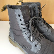 Charger l&#39;image dans la galerie, Bottes Dr Martens Combs
