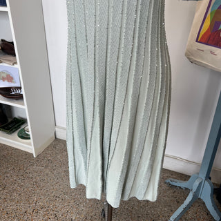 Robe menthe D. Exterior