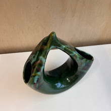 Charger l&#39;image dans la galerie, Vase asymétrique Céramique de Beauce #1326
