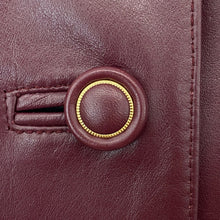 Charger l&#39;image dans la galerie, Manteau en cuir rouge vin Lavoie Morin cuir et fourrures
