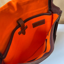 Charger l&#39;image dans la galerie, Sac messager Cole Haan
