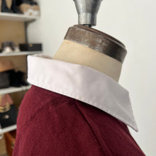 Charger l&#39;image dans la galerie, Chandail polo unisexe Vallier x Barbarian
