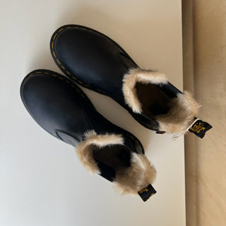 Chaussures Leonore 2976 fausse fourrure Dr. Martens