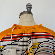 Charger l&#39;image dans la galerie, Blouse en soie Herzen&#39;s Angelegenheit par Gina Schumacher
