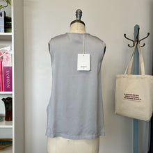 Charger l'image dans la galerie, Blouse évasée satin enver Beatrice
