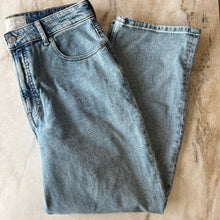 Charger l'image dans la galerie, Pantalon jeans Everlane
