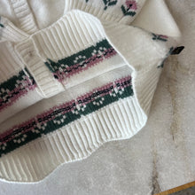 Charger l'image dans la galerie, Cardigan en tricot jacquard à motif floral Deux par Deux
